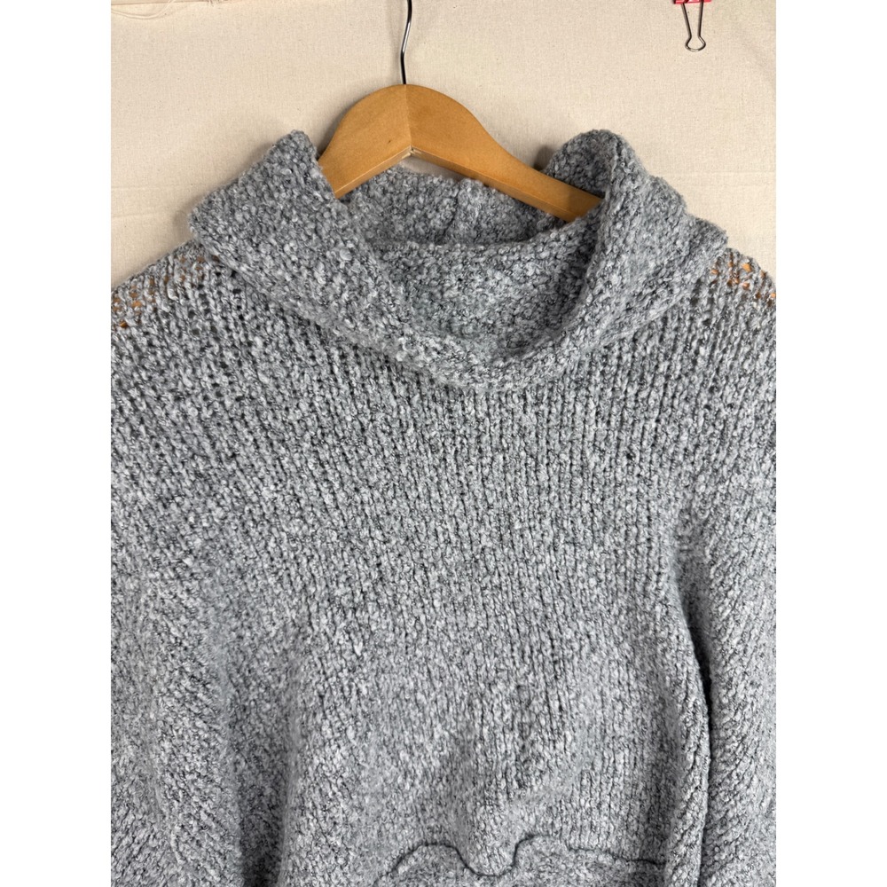 Free People Womens BFF Cowl Neck Boucle Knit Sweater Size Medium Gray Soft Warm - Picture 3 of 9